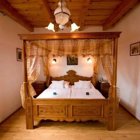 Szent Anna Etterem Es Panzio Berkenye