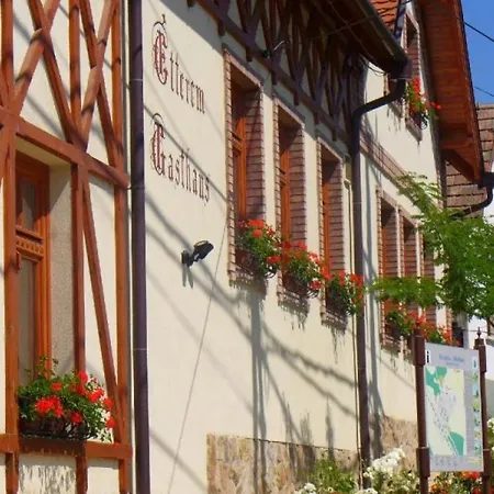 Szent Anna Etterem Es Panzio 3*