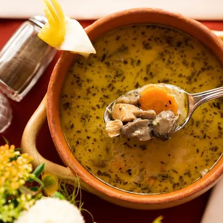 Szent Anna Etterem Es Panzio 3*